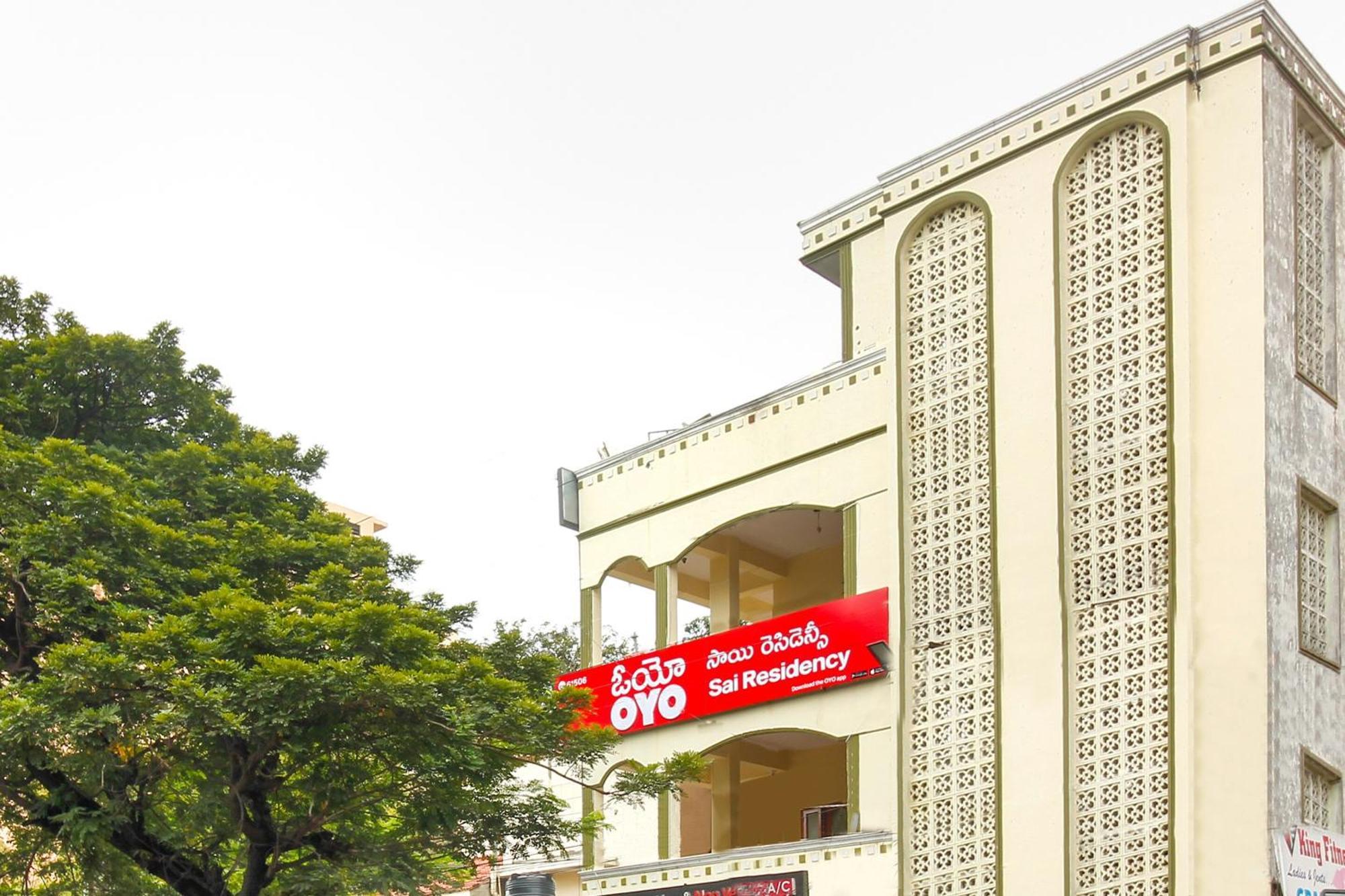 Hotel O Sai Residency Near Sr Nagar Metro Station Hyderabad Esterno foto